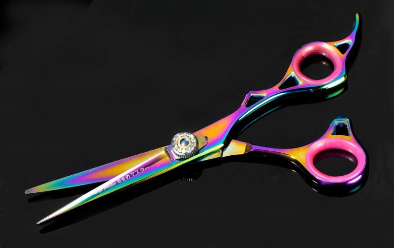 Ninja Master Hairdressing Scissors - Advertising Product Photo Ninja Master Hairdressing Scissors - Advertising Product Photo