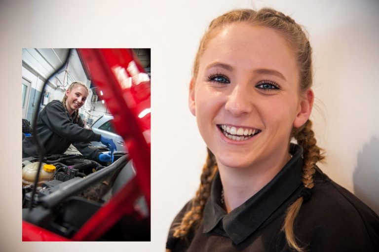Portrait photographer, headshots – Birmingham, Passionate portrait photography – eye for detail
