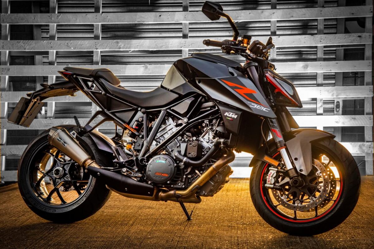 Motorbike outside lighting Motorbike outside lighting